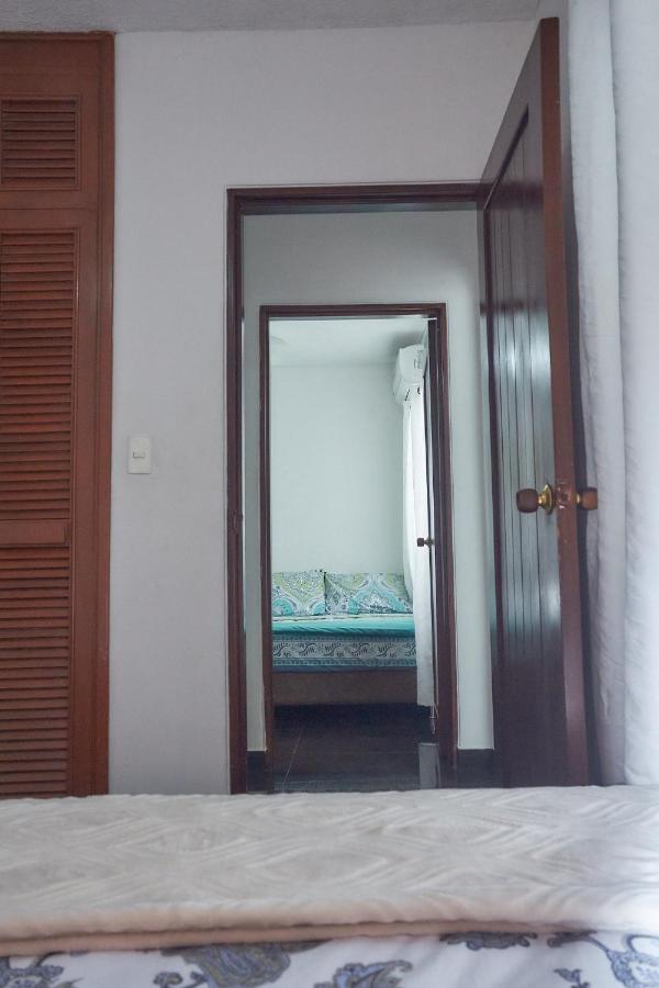 Cozy Apartment Excellent Location, Air Conditioning 칼리 외부 사진