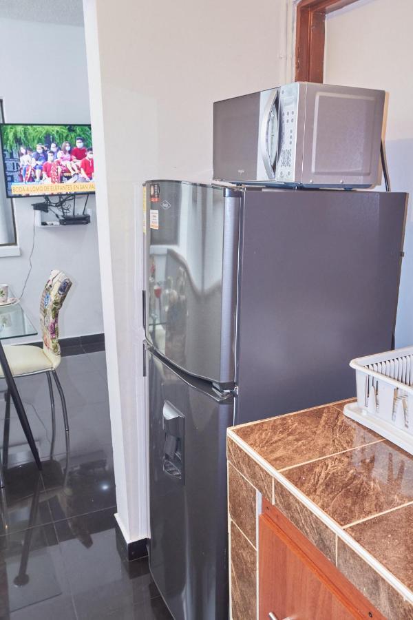 Cozy Apartment Excellent Location, Air Conditioning 칼리 외부 사진