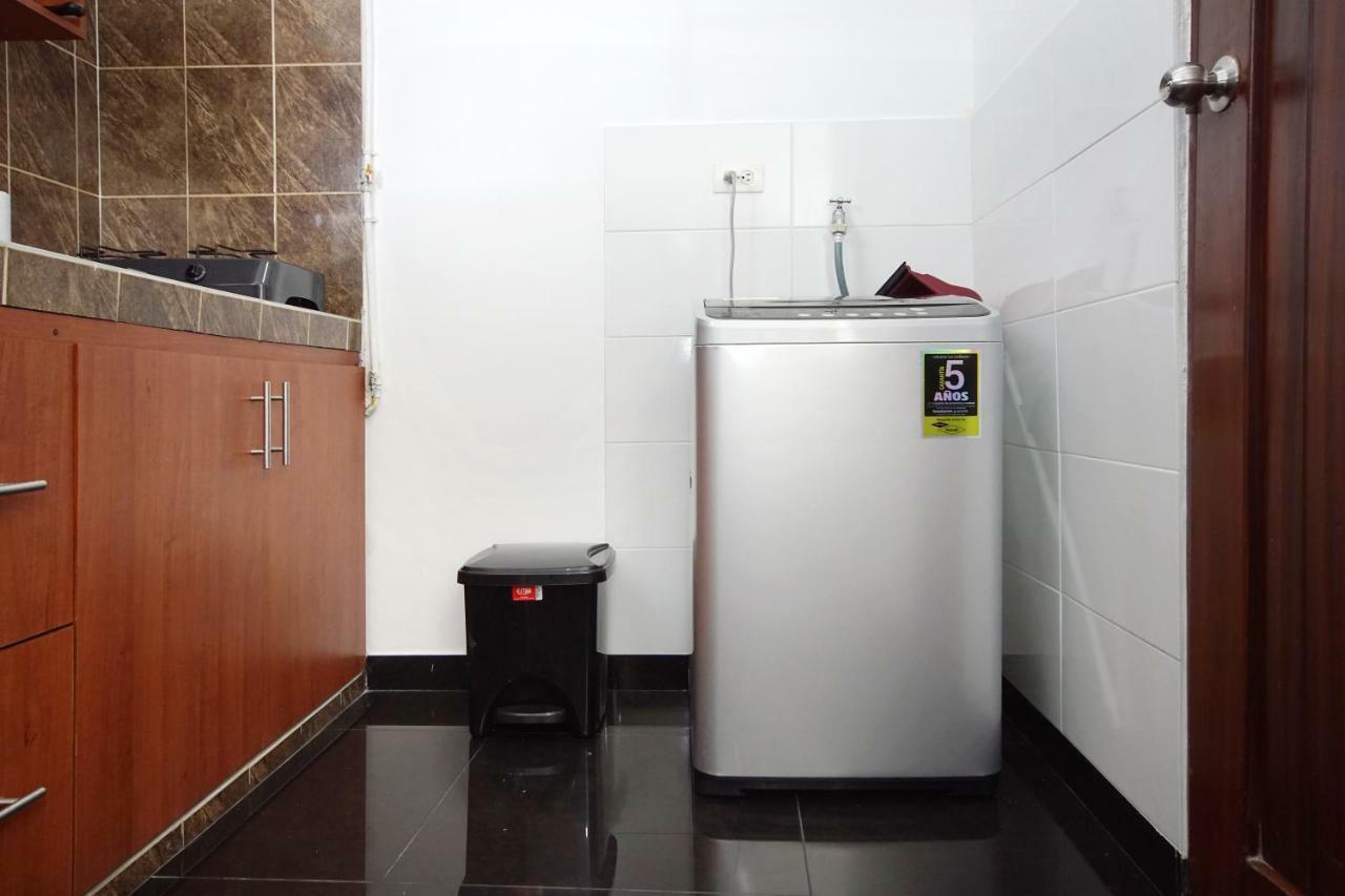 Cozy Apartment Excellent Location, Air Conditioning 칼리 외부 사진