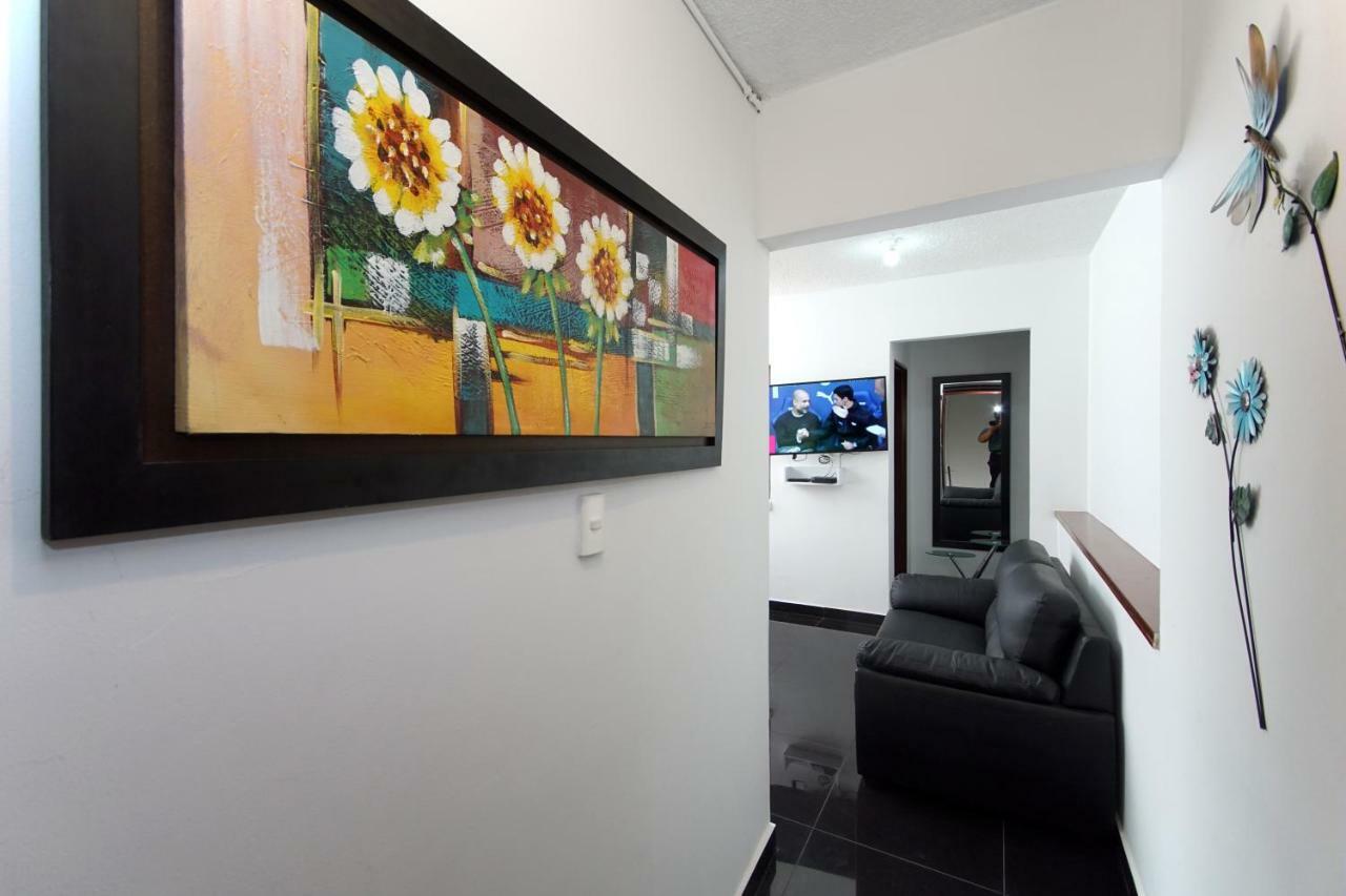 Cozy Apartment Excellent Location, Air Conditioning 칼리 외부 사진