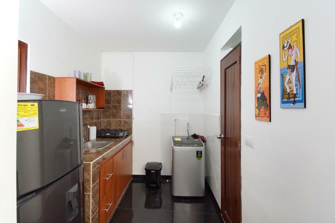 Cozy Apartment Excellent Location, Air Conditioning 칼리 외부 사진